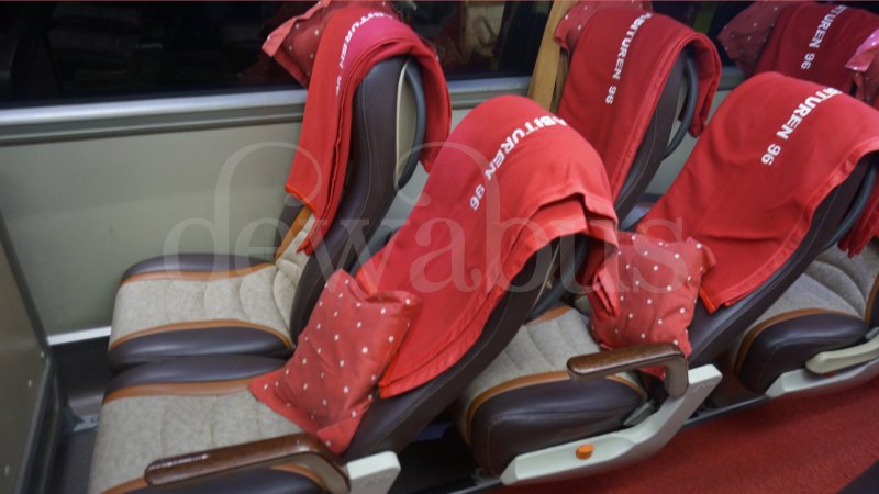 Bus Pariwisata Abituren ’96