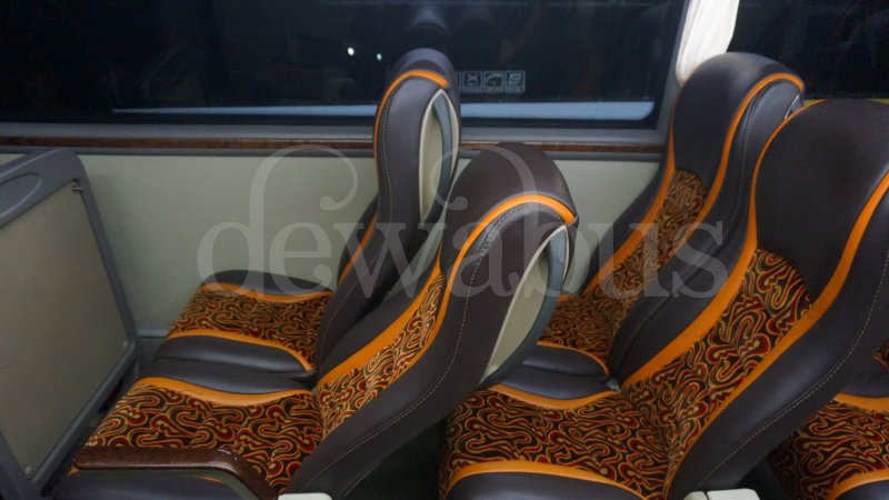 Bus Pariwisata Abituren ’96
