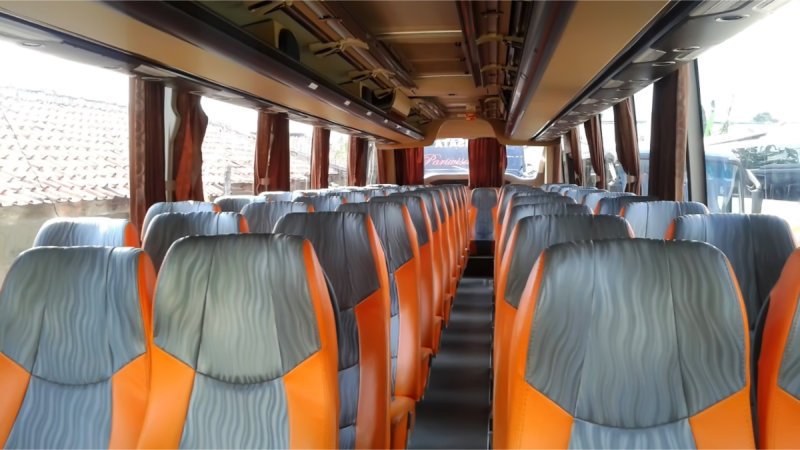Bus Pariwisata Real Dream